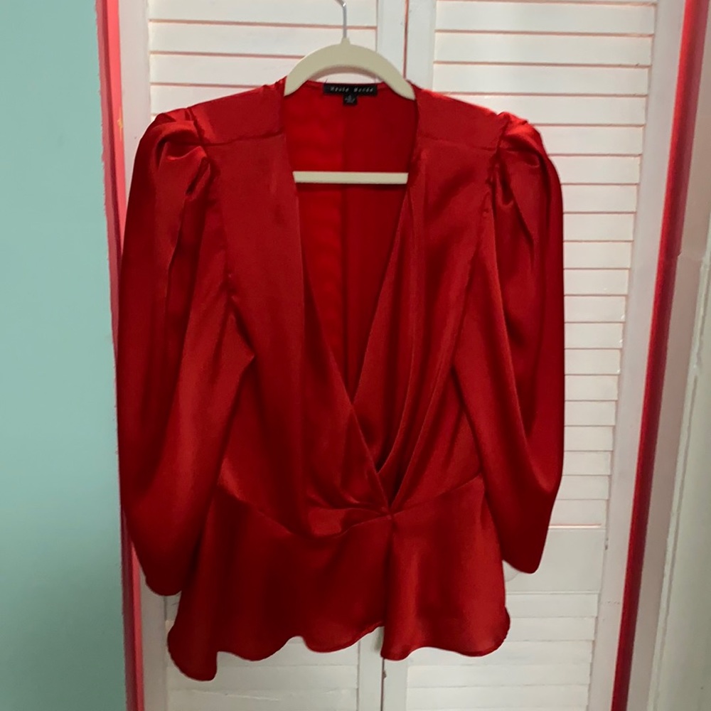 Woven rojo de satin